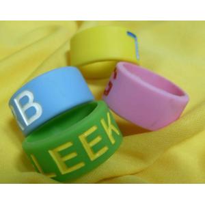 Trade Show Promotional Items Giveaways Embossed Silicone Wristband Bracelet
