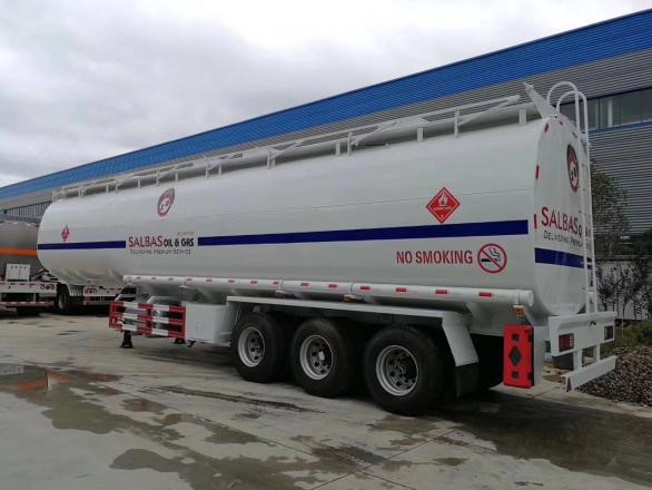 45000 Liters 3 Axle Fuel Delivery Semi Truck Trailer