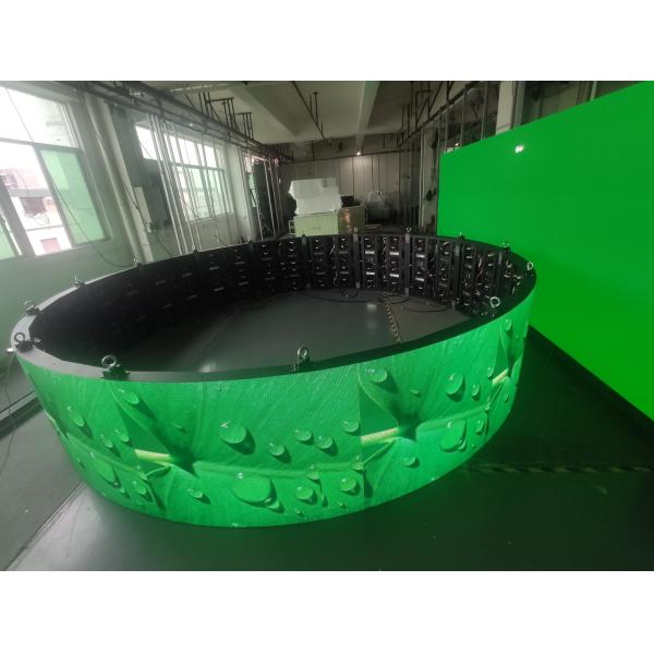Shopping Malls P4 Flexible LED Displays 3840 hertz Curved Led Video Wall