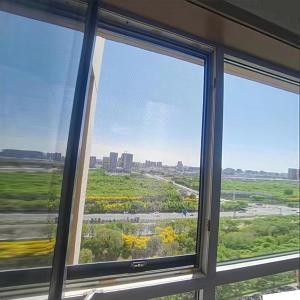 Garden Patio Windproof Waterproof Auto Retractable Screens Roller Screen Window