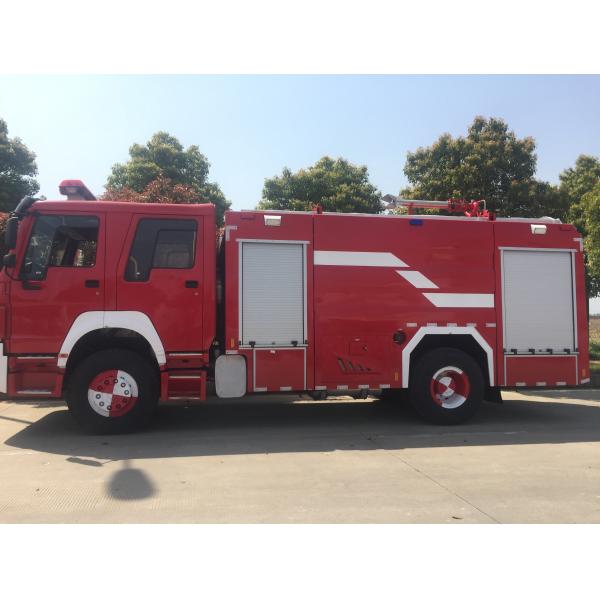 Buy Sinotruk 8000L Water Foam Fire Truck With Double Cabin Multifunctional at wholesale prices