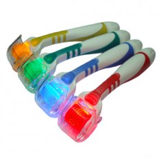 Popular Photon Led derma Roller to be in Titanium Needles