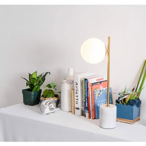 Minimalist Gold Plated Metal Table Lamp Luna Table Lamp(WH-MTB-183)