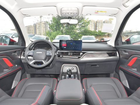 2022 Haval H1 H2 H5 H6 H9 F7 Electric Car with Maximum Torque of 530 N.m in Red/Blue