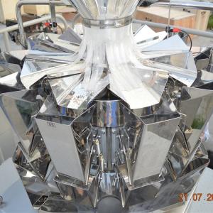 Pillow Seal Peanut Packaging Machine , 220V 3kw Nuts Packing Machine