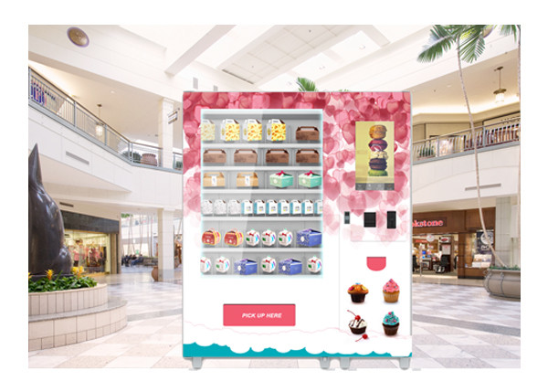 Cash Card Payment Cookie Cupcake Vending Machine With Remote Network Management