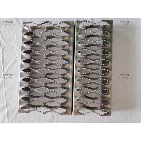 Galvanized Perforated Metal Mesh Panels for Anti-Slip Walkways
