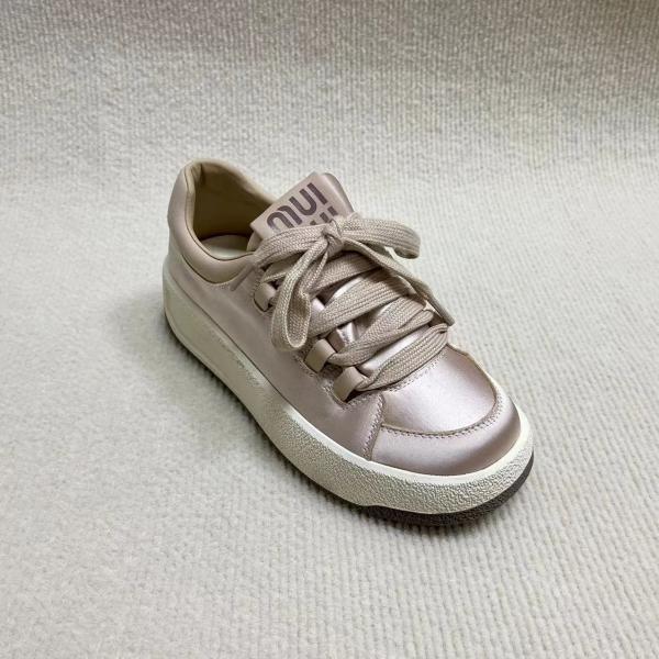 Women luxury thick-soled sport shoes with light weight