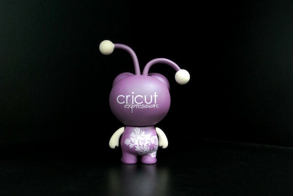 Cricket Insect Plastic Toy Figures Movable Arm With Two Big Eyes 6.5*7*2.4cm