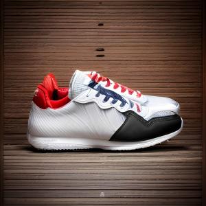 Lightweight Casual Sports Shoes Mesh Leather Upper Material