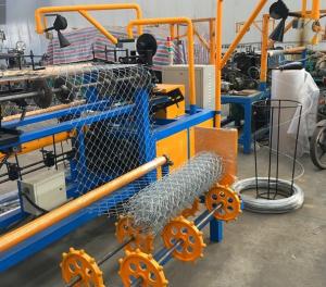 Quality Fully-Automatic PLC control double wire feeding Chain Link Fence Machine for sale