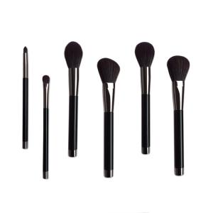 China Cruelty Free Classic Cosmetic Makeup Brush Set Black Plastic Handle on sale