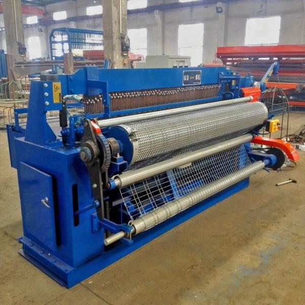 Buy Huayang PLC Fence Mesh Welding Machine Synchronism Galvanized at wholesale prices