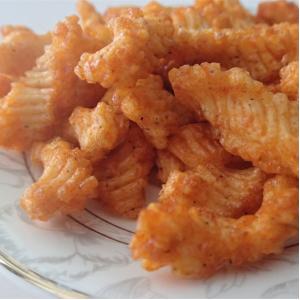 Quality Palm Oil Rice Krispie Crackers Cereal Rice Crispy Cheese Crackers for sale