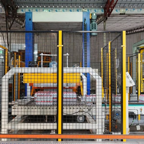 Buy Single Column Palletizer column Type Palletizer for Barrel Water Production Line at wholesale prices