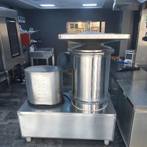 Chicken Automatic Egg Breaker & Yolk Separator Machine 2kw