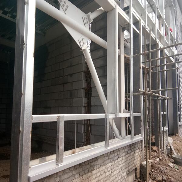 Modern Aesthetics Steel Structure Warehouse With Sandwich Panel Roofing