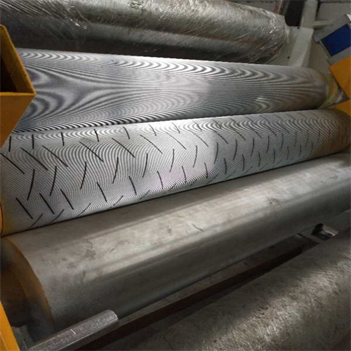 Buy Tungsten Carbide Coated Corrugated Roller 48CrMo Alloy Steel Industrial Roller at wholesale prices