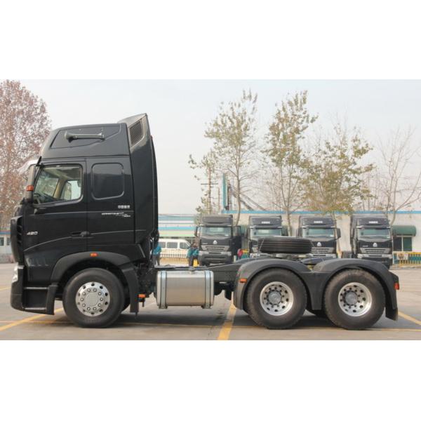 sinotruk howo 6X4 tractor A7 truck