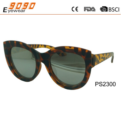 Buy Newest Style 2018 plastic Fashionable Sunglasses ,UV 400 Protection Lens,suitable for men and women at wholesale prices