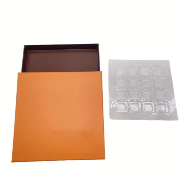 Buy 16 Pcs Chocolates Clear Blister Plastic Insert Tray For With Kraft Paper Packaging Box at wholesale prices