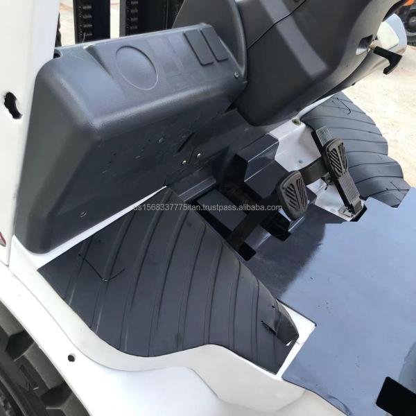 Japan TCM Forklift Manufacture 2.5 Ton Used Forklifts with Original Hydraulic Valve