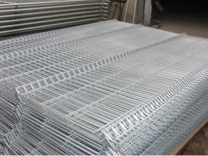artifical garden galvanized PVC plastic welded wire fence mesh panel