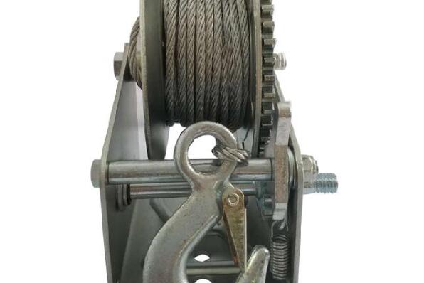 Marine Power Coating Manual Hand Winch With Cable 1600LB / 727kg Capacity