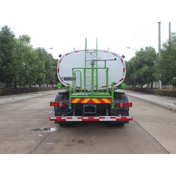 Factory Direct Price Sinotruk HOMAN 8x4 19.9cbm Water Sprinkler Tank Truck
