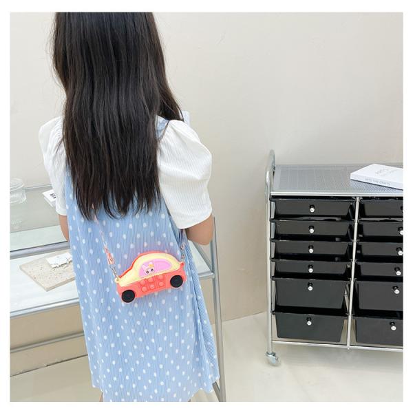 Car Durable Silicone Coin Bag And Lightweight Makeup Bag Perfect Stationery Organizer Crossbody Shoulder Purse Handbag