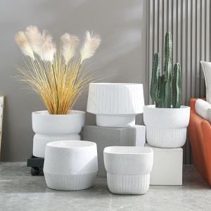 Rust Resistant Fiber Clay Planters Smooth Surface Easily Assembled
