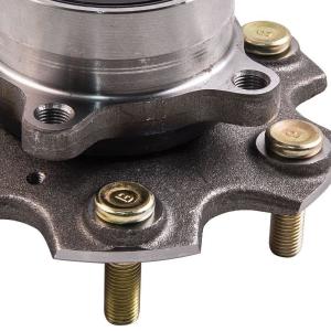 MR594954 Transmission Parts Wheel Hub