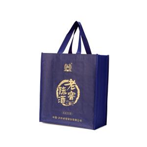 Factory handmade man sewing non woven shopping bag
