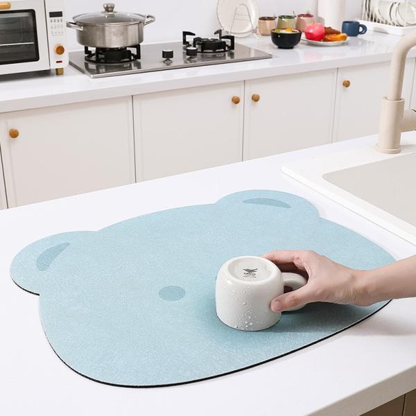 Rubber Kitchen Counter Draining Mat with Multi-Function Pattern and Yellow Color