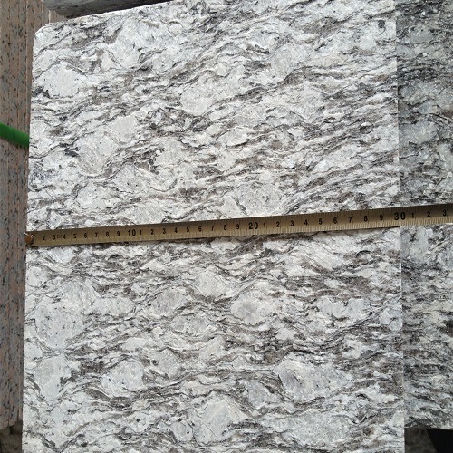 White Granite Slate Slabs For Steps , 2 - 3g / Cm³ Density Granite Tiles For Stairs