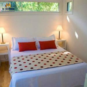 Mobile Fabricated Living Container House Portable Home EPS Wall