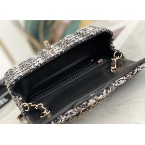 Mouth Cover Luxury Chain Bag Stitching Wool Metal Collocation
