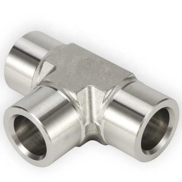 Buy Alloy Steel Forged Pipe Fittings Stainless Steel Threaded Socket Welding Tee at wholesale prices