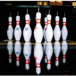 Indoor Fitness Black Bowling Lanes With String Bowling Pinsetter Machine For