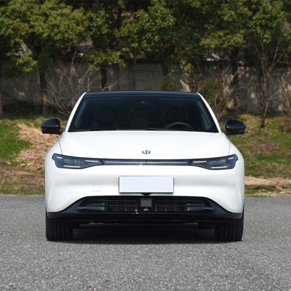 Leapmotor C01 Electric Sedan Car EV Car Electric Vehicles with Left Hand Drive