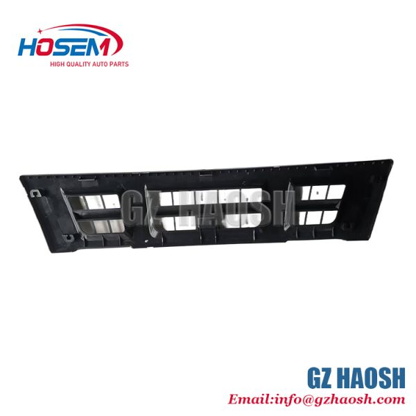 Narrow-Body Front Grille Auto Parts Grille for ISUZU 600P with 3-Month Warranty