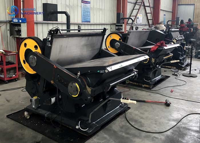 Quality 15 Sheets/Min Manual Die Cutting And Creasing Machine For Cardboard Pizza Box for sale