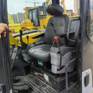 Used Excavator Komatsu PC78us with Thumb and Rubber Track Secondhand Digger 7-8