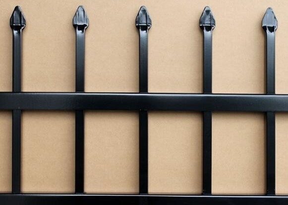 Buy 6ft Galvanized Wrought Iron Garden Steel Tubular Fencing Custom at wholesale prices