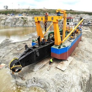 380ton Total Weight Diesel Engine Cutter Suction Dredger with Hydarulic Cutter