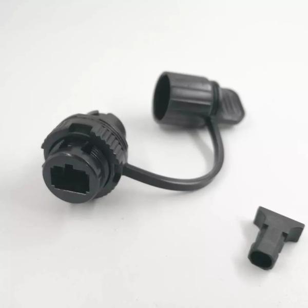 Outdoor MPO To MPO Fiber Optic Adapter Waterproof IP67 5G Bulkhead Hardened Mini