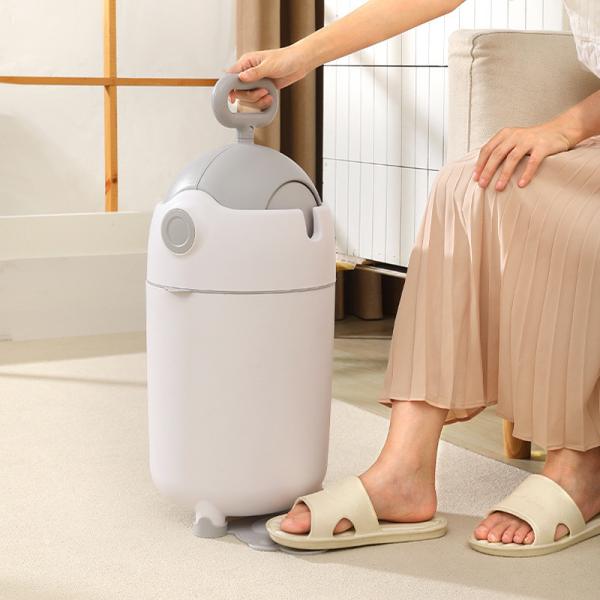 Odour Free Twist and Click Advanced Baby Geniee Diaper Pail Nappy Bin Baby