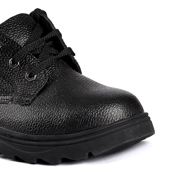 Embossed Cow Leather Sole Puncture Slip Resistant Workplace Protection PU Safety Shoes