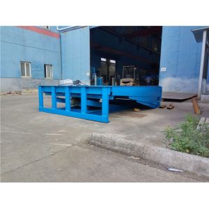 Loading Dock Hydraulic Ramp Hydraulic Dock Levelers 10000KG 15000KG Blue