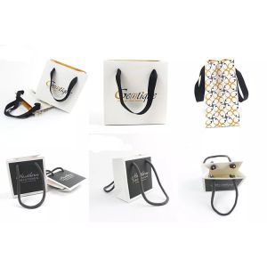 OEM 20x25x10cm Personalized Paper Garment Bags With Satin Ribbon